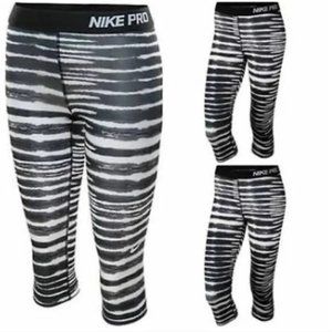 Nike Pro Zebra Print Compression Cropped Pants